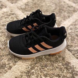 Girl’s Adidas Shoes Size 11